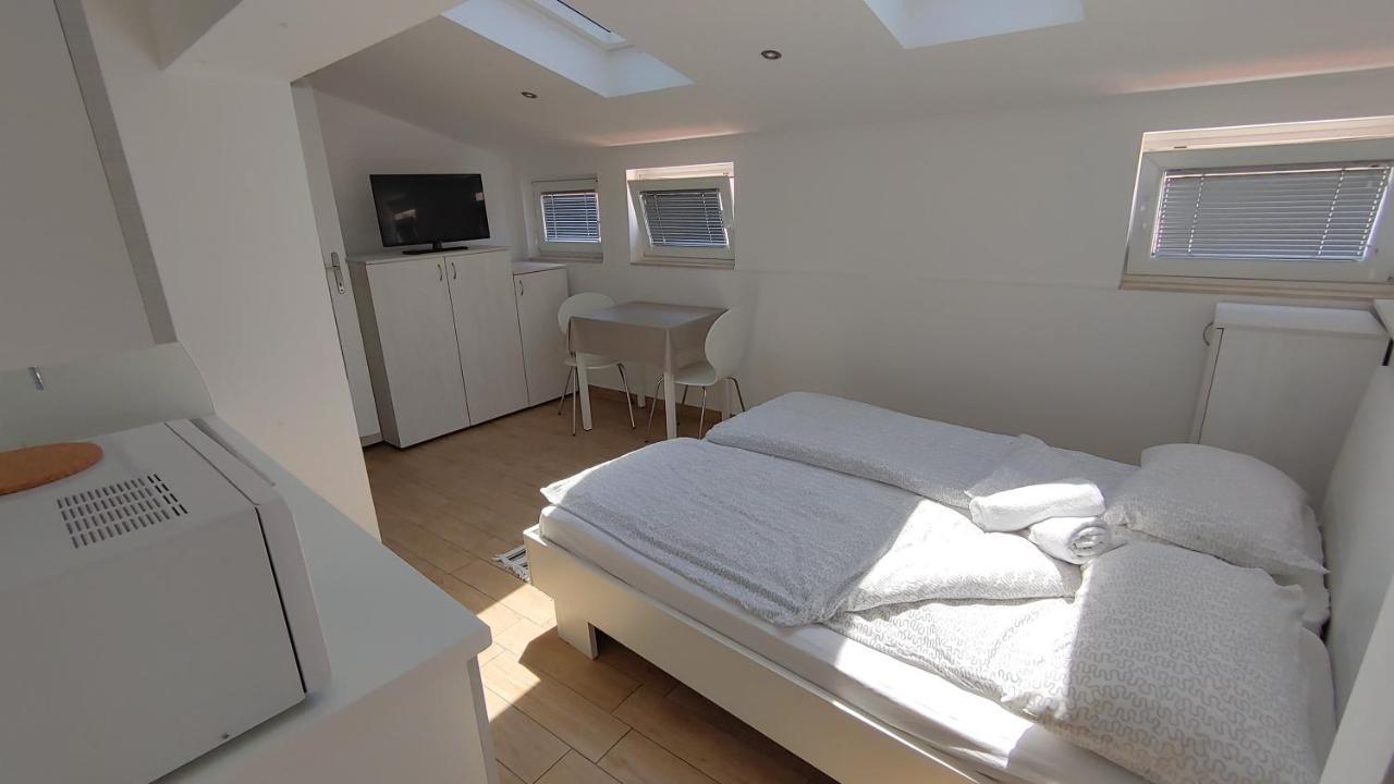 איזולה B&B Isola מראה חיצוני תמונה
